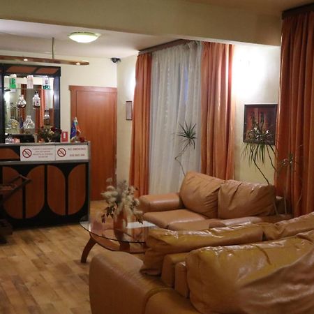 Hotel Palitra Βάρνα Εξωτερικό φωτογραφία