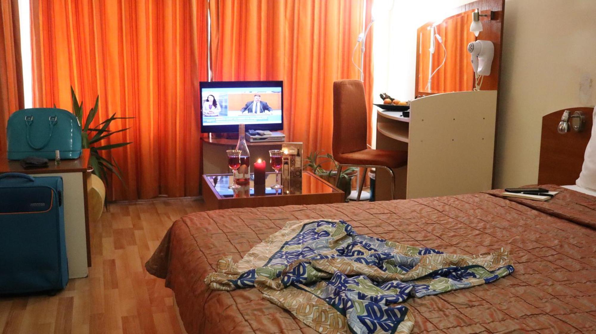 Hotel Palitra Βάρνα Εξωτερικό φωτογραφία