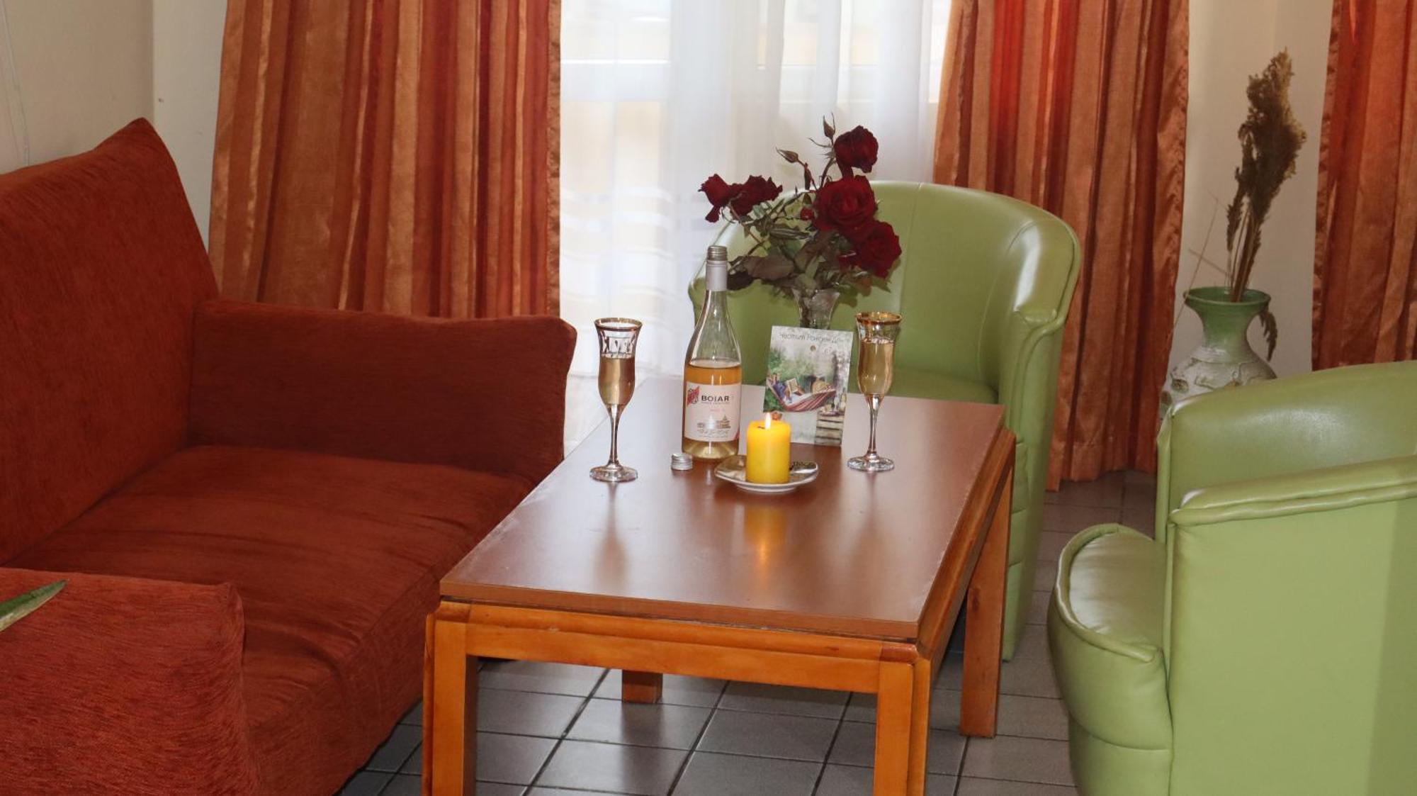 Hotel Palitra Βάρνα Εξωτερικό φωτογραφία