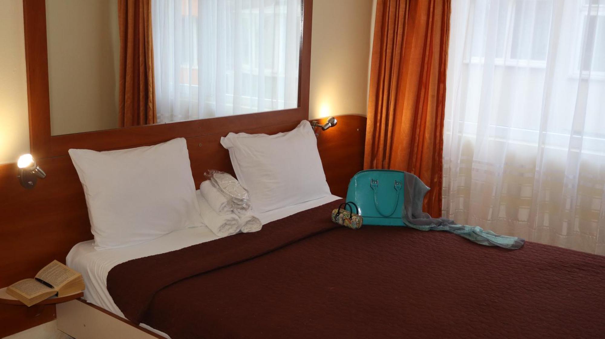 Hotel Palitra Βάρνα Εξωτερικό φωτογραφία