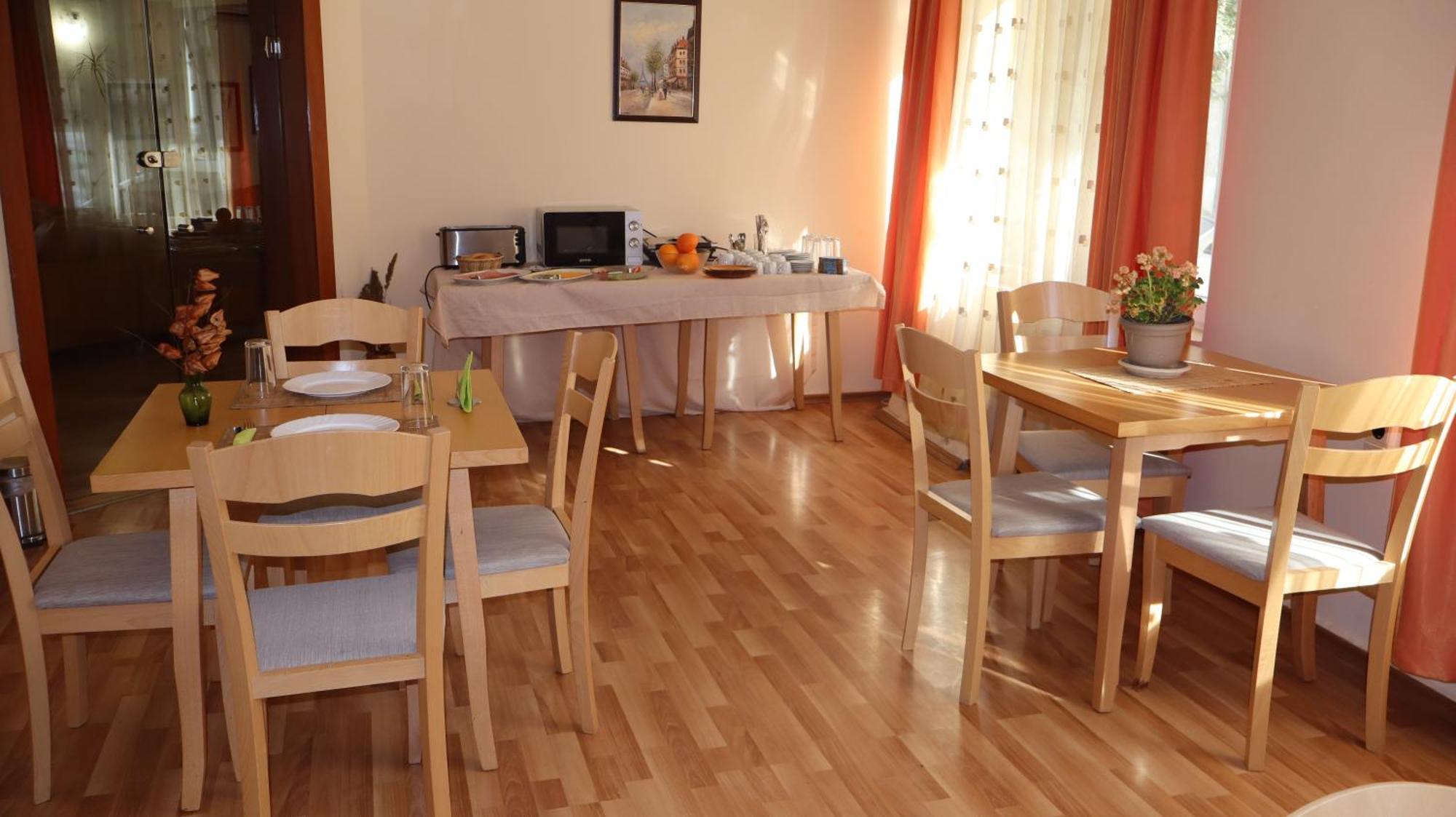 Hotel Palitra Βάρνα Εξωτερικό φωτογραφία
