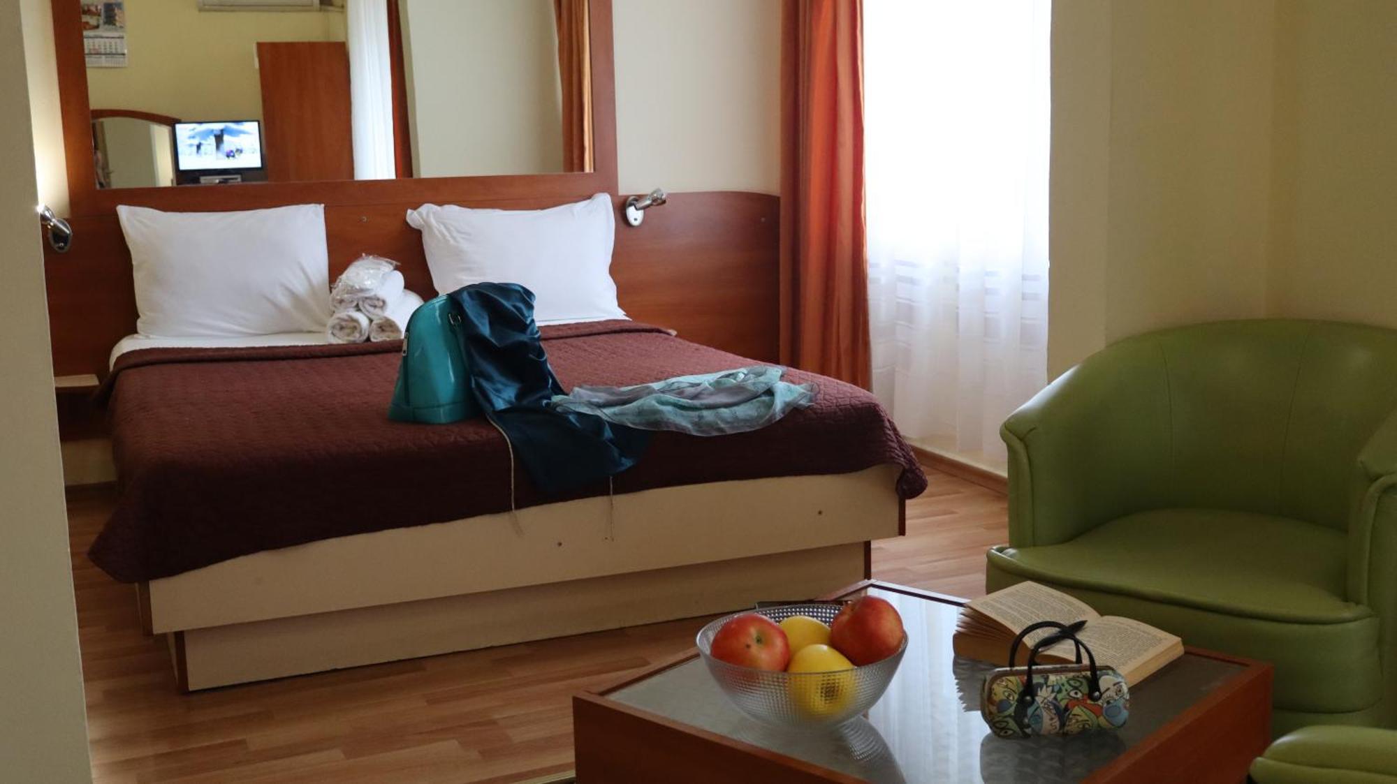 Hotel Palitra Βάρνα Εξωτερικό φωτογραφία